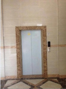 Elevador de passageiros com espelho gravado em aço inoxidável