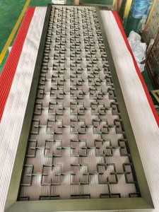 Customized Hollow out Living Room Room Divider Metal Office Partition