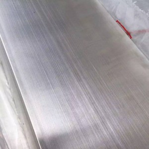 High Quality Silver Hairline Design Decoration Sheet 0.65mm Thickness Four Feet Grade 201/304 Stainless Steel Sheet